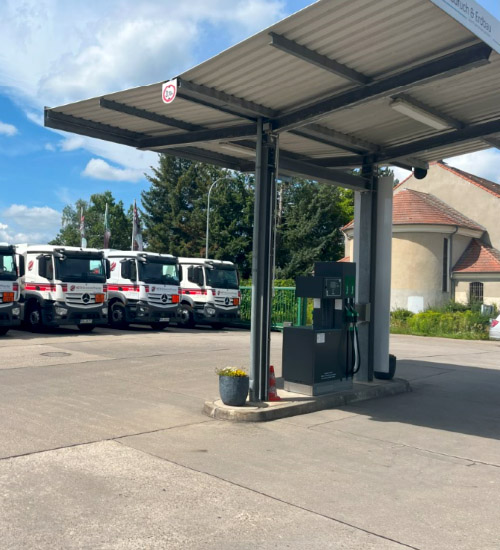Tankstelle mit LKW Flotte Hoth Brennstoffhandel Tankstelle mit LKW Flotte Hoth Brennstoffhandel